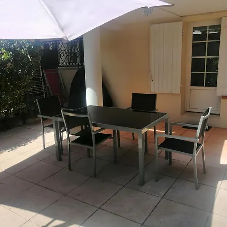 Guest house Au Reveil Des Cigales 3*