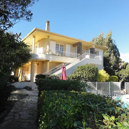 Guest house Au Reveil Des Cigales 3*