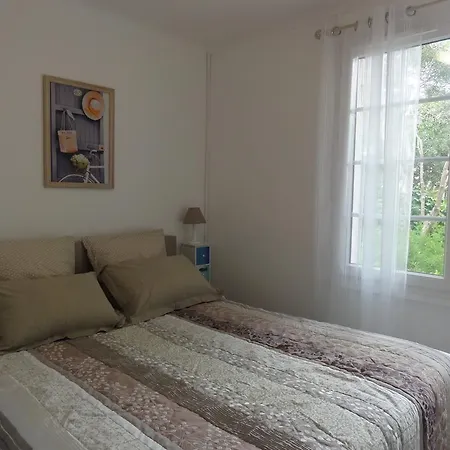 Au Reveil Des Cigales Guest house