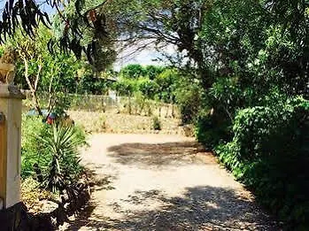 Guest house Au Reveil Des Cigales 3*