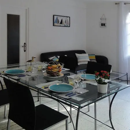 Au Reveil Des Cigales Guest house