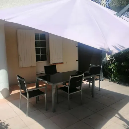 Au Reveil Des Cigales 5* Saint Aygulf